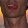 L👀k_us ©️™️'s profile picture