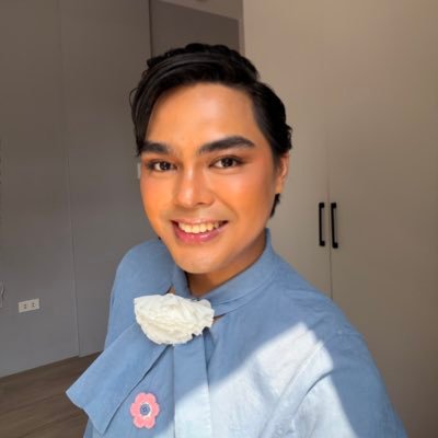 rae 🪽's profile picture