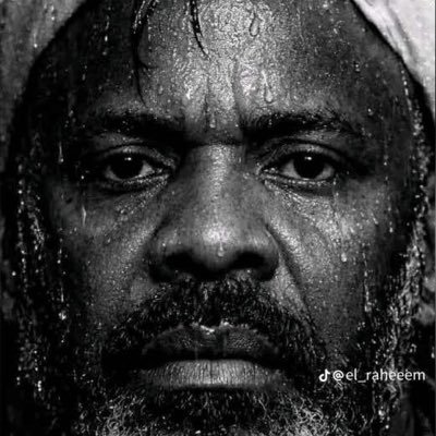 KhadijahAminu4's profile picture