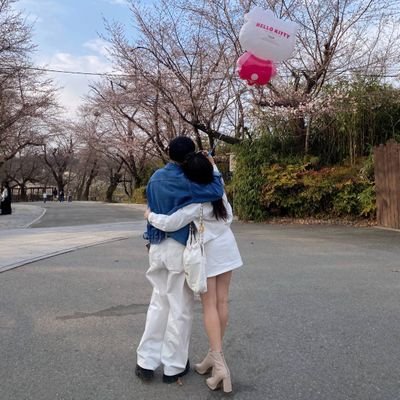 breadheartlove's profile picture
