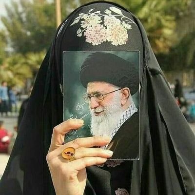 zainabReza_13's profile picture
