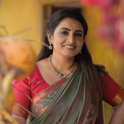 Vaishu 🌚's profile picture