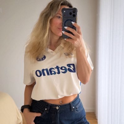 The Lusofrenchie's profile picture