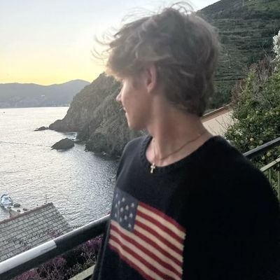 joyfulalex's profile picture