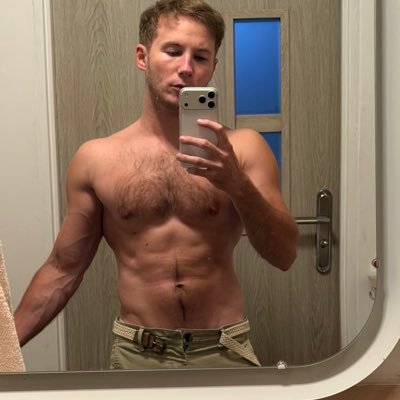 ppleqlshit's profile picture