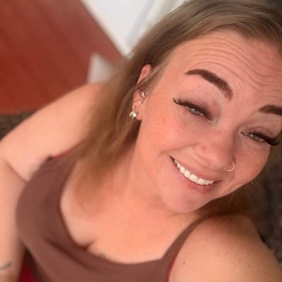 Mzbadbarbie85's profile picture