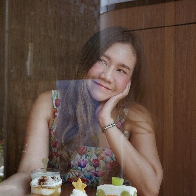 - mmookiiee -'s profile picture