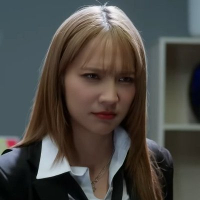 myna ⚢'s profile picture
