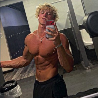 KingAureon's profile picture