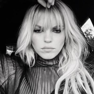 nic's profile picture