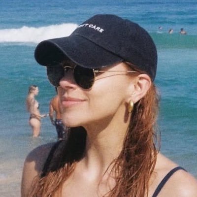 isa.'s profile picture