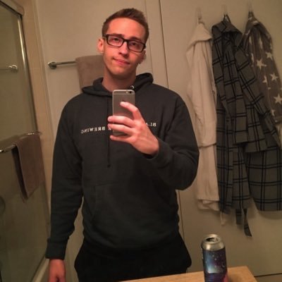 𝓩𝓸𝓷's profile picture