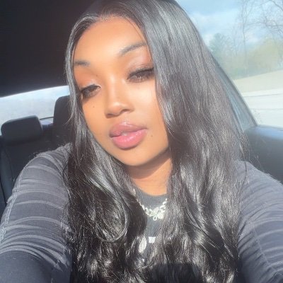 ESSENCEOTW's profile picture