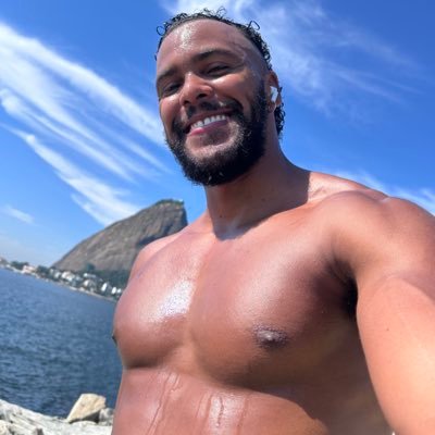 uilzin's profile picture