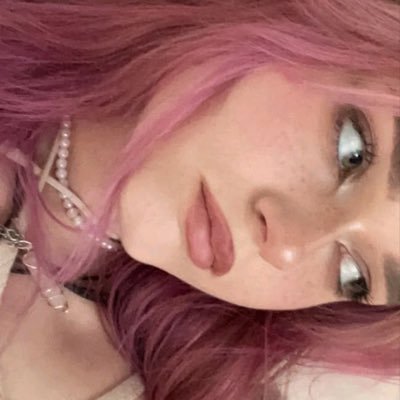 𝒞ams ♱ tarot's profile picture