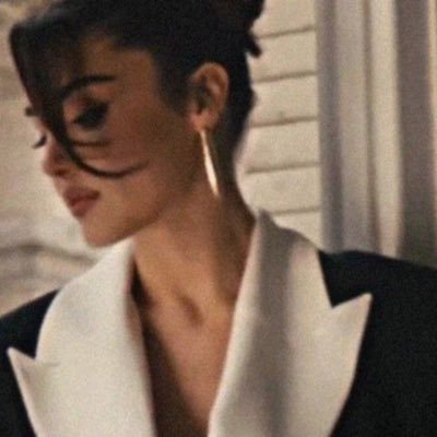 مَ's profile picture