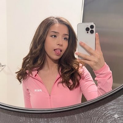 hereandthere's profile picture
