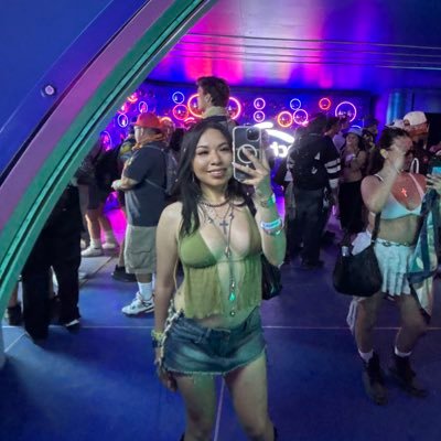 leflower's profile picture