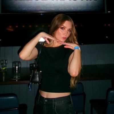 neverbesarah's profile picture