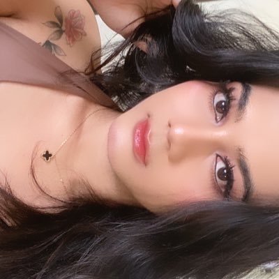 Shemalebalianya's profile picture