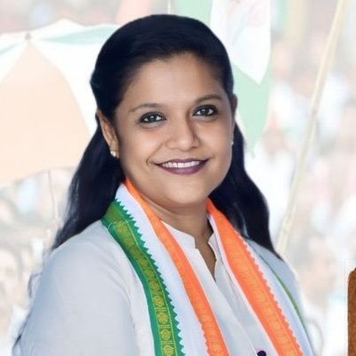 TharahaiC's profile picture
