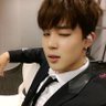 Sam♡⁷ 🪭 BTS in india soon 的头像