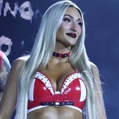 Cultivate the mind. 〢 NOT @izzi_wwe's profile picture