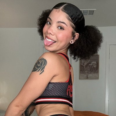 Shweetnlow❤️'s profile picture