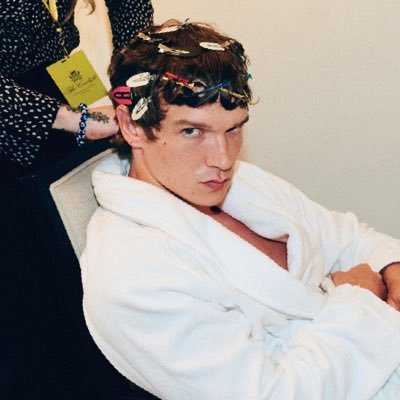 jules ⋆˚࿔'s profile picture
