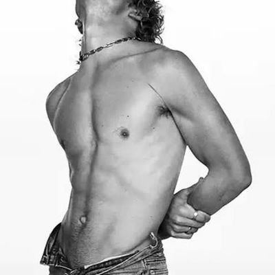 shirtlessxx's profile picture