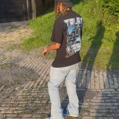 LA's profile picture