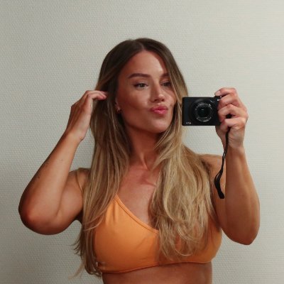 frokenhedstromm's profile picture
