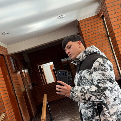 elbadiar's profile picture