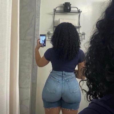 🤍🤍🤍's profile picture
