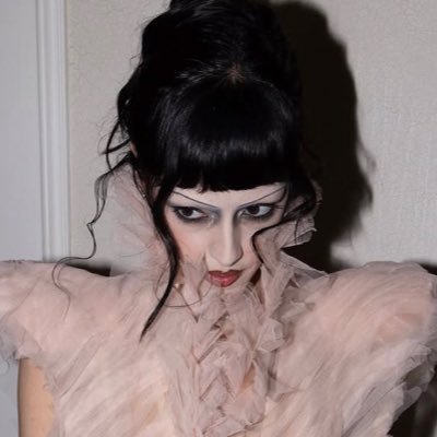 themariasbloom's profile picture