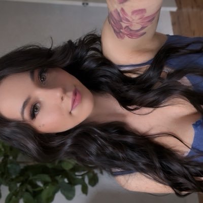 goddess moon's profile picture