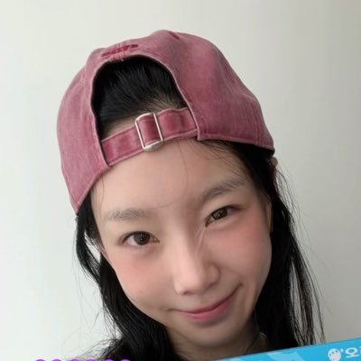 taengmother's profile picture