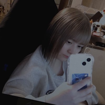 yomevlrt's profile picture