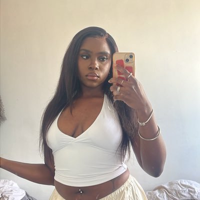 shotahia's profile picture