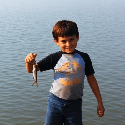 Brad Paisley's profile picture