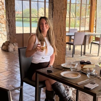 Lady Market's profile picture
