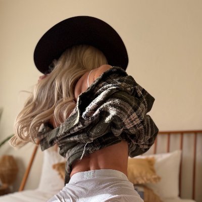 Taylor Breesey 💋's profile picture