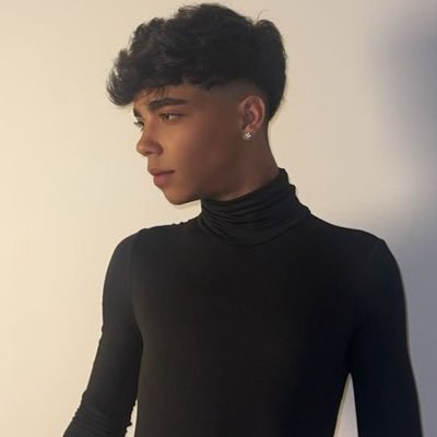 JovaFelix's profile picture