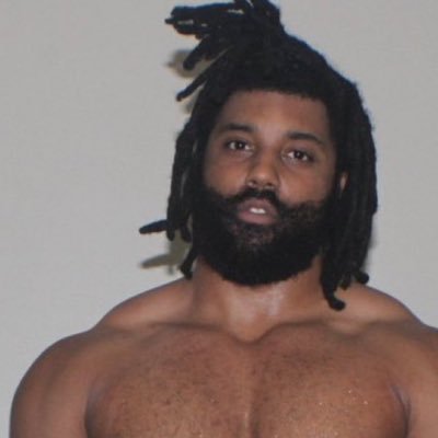 nslashay's profile picture