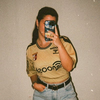 neongyal's profile picture