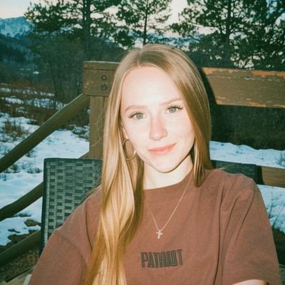 charistasnell's profile picture
