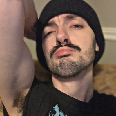 WOAHxLOVE's profile picture