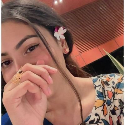 Huma_37104's profile picture
