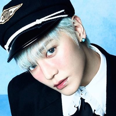 𝘌𝘠𝘖𝘜's profile picture