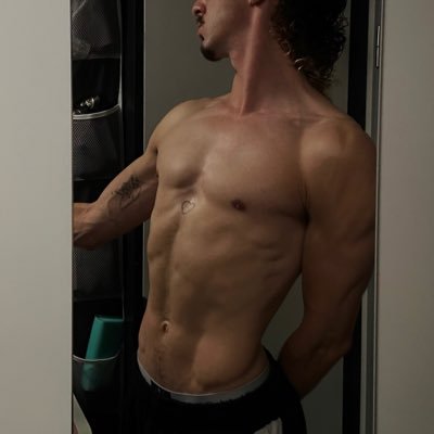 shxacrdngx's profile picture